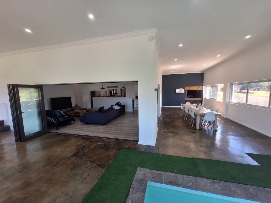 4 Bedroom Property for Sale in C Place Eastern Cape